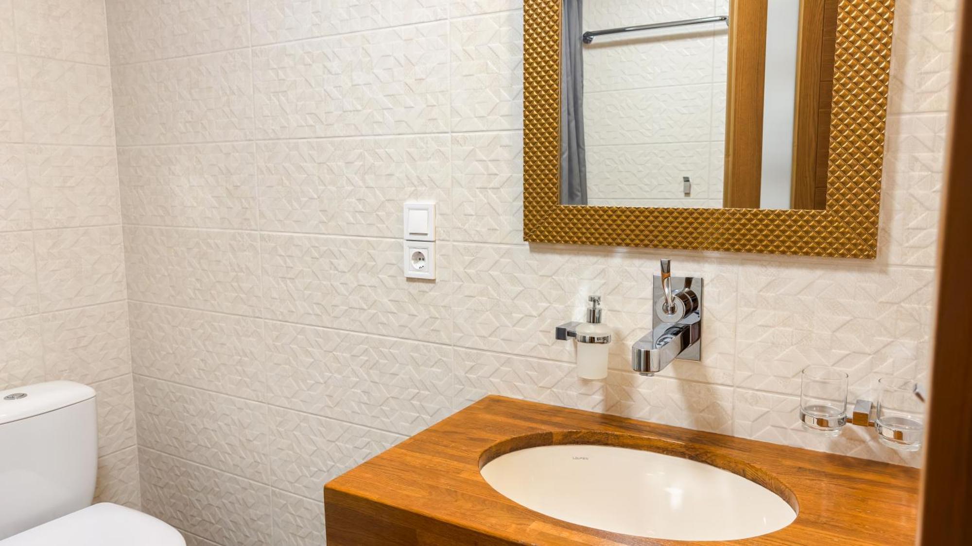 Lion Hotel Bukovel Phòng bức ảnh