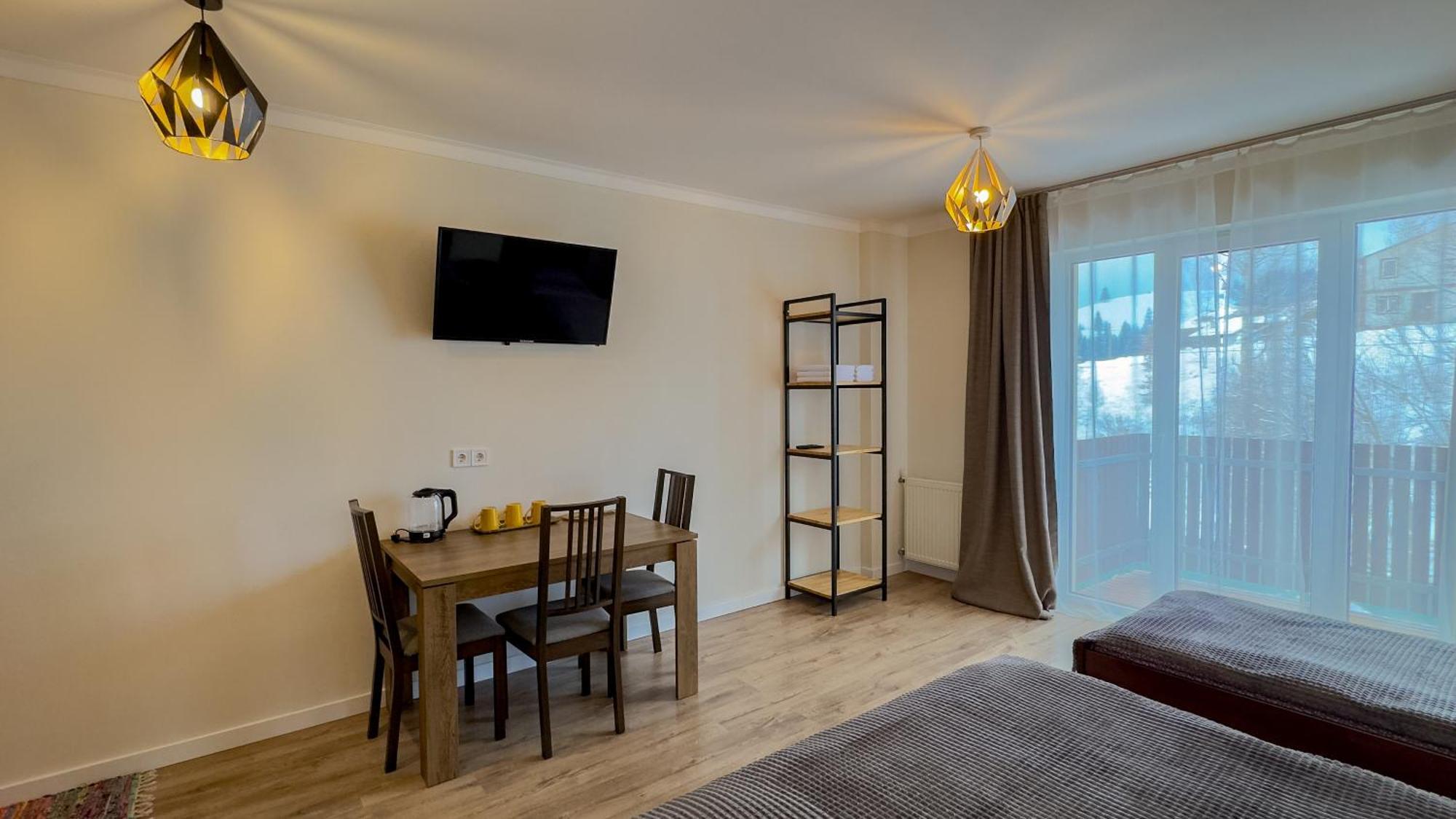 Lion Hotel Bukovel Phòng bức ảnh