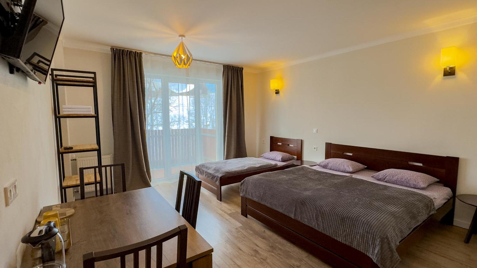 Lion Hotel Bukovel Phòng bức ảnh
