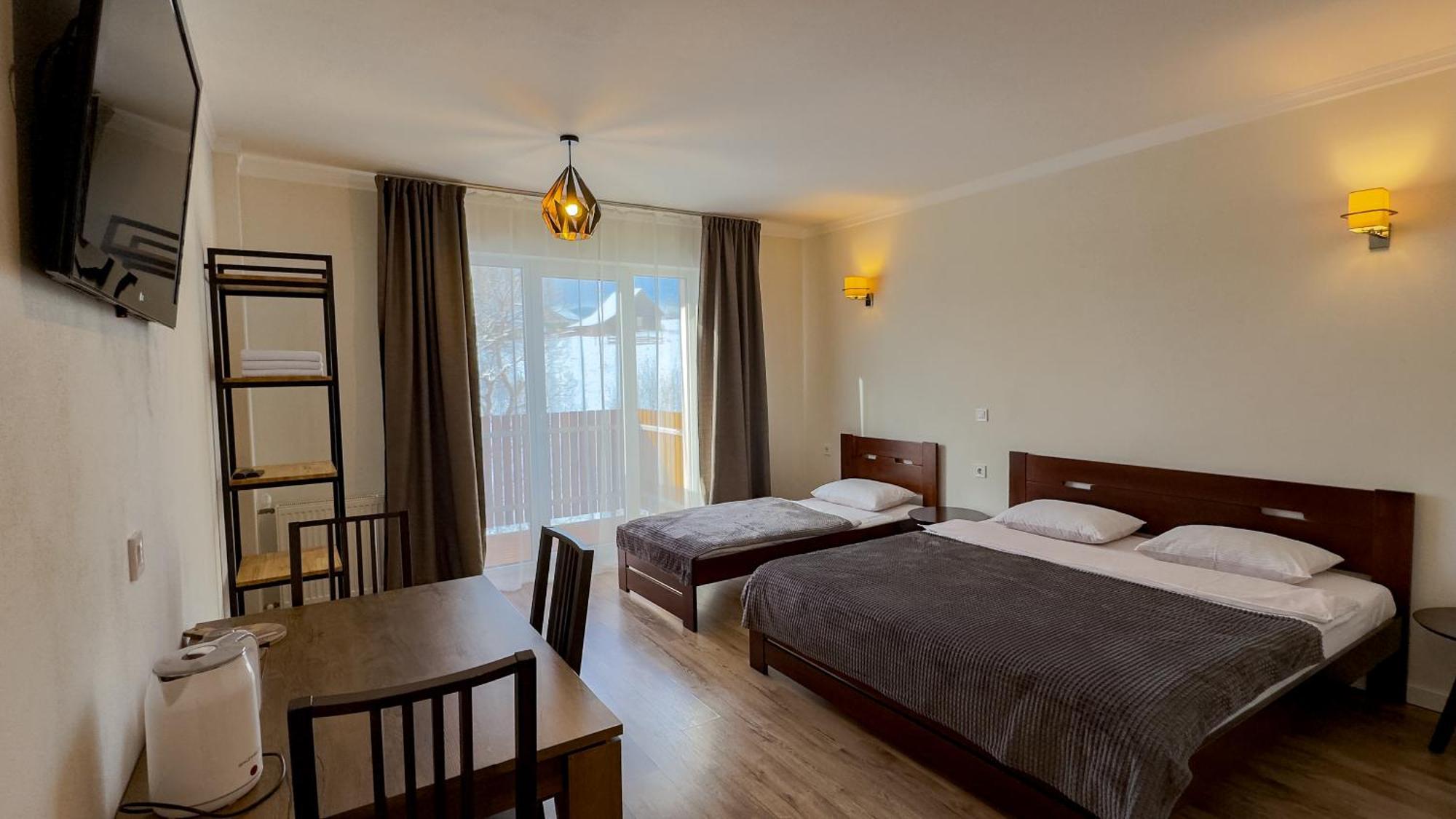 Lion Hotel Bukovel Phòng bức ảnh